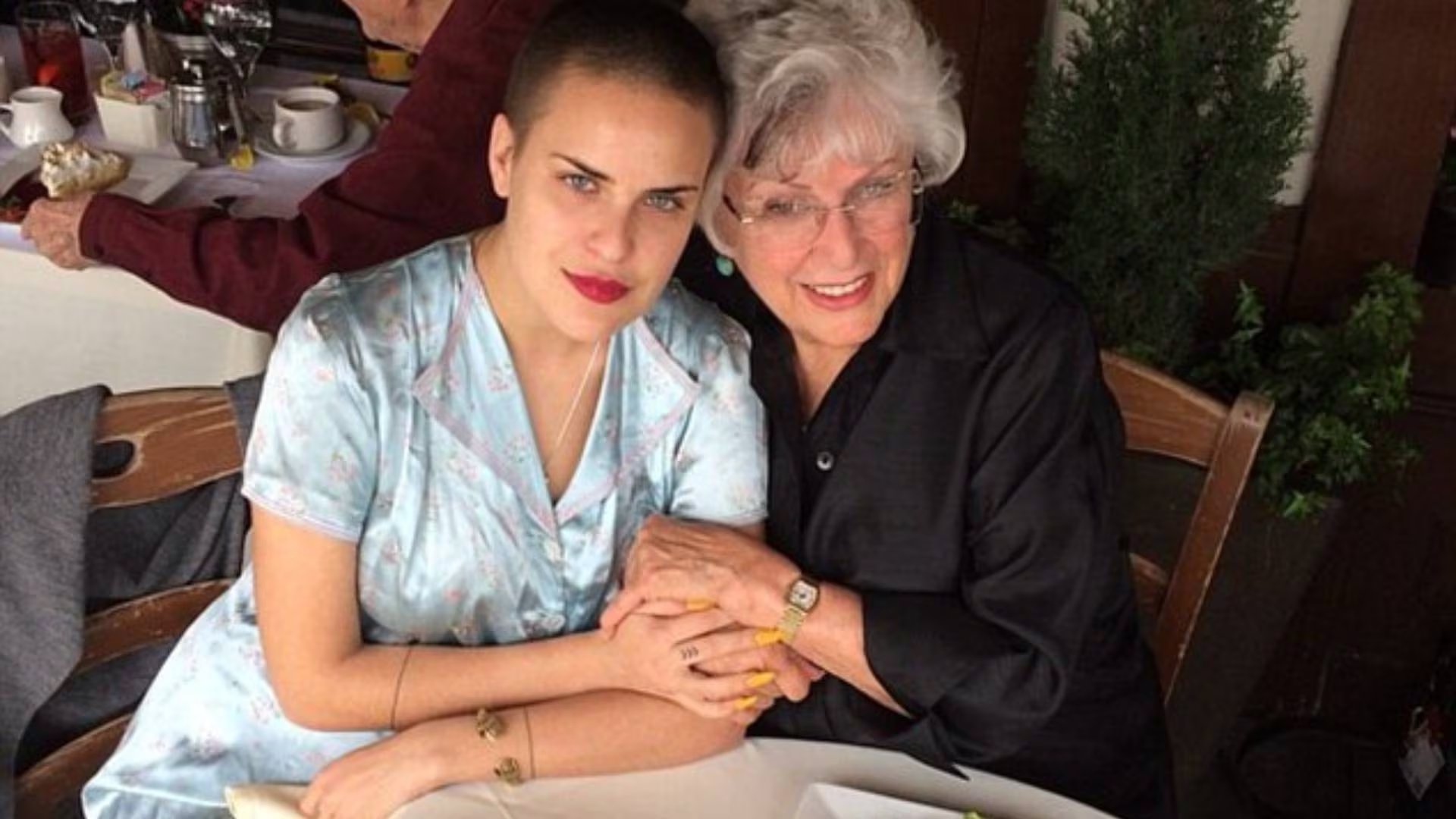 Los agentes del LAPD consideran a Marlene un ícono local y una presencia insustituible en la dependencia policial (Instagram/Tallulah Willis)