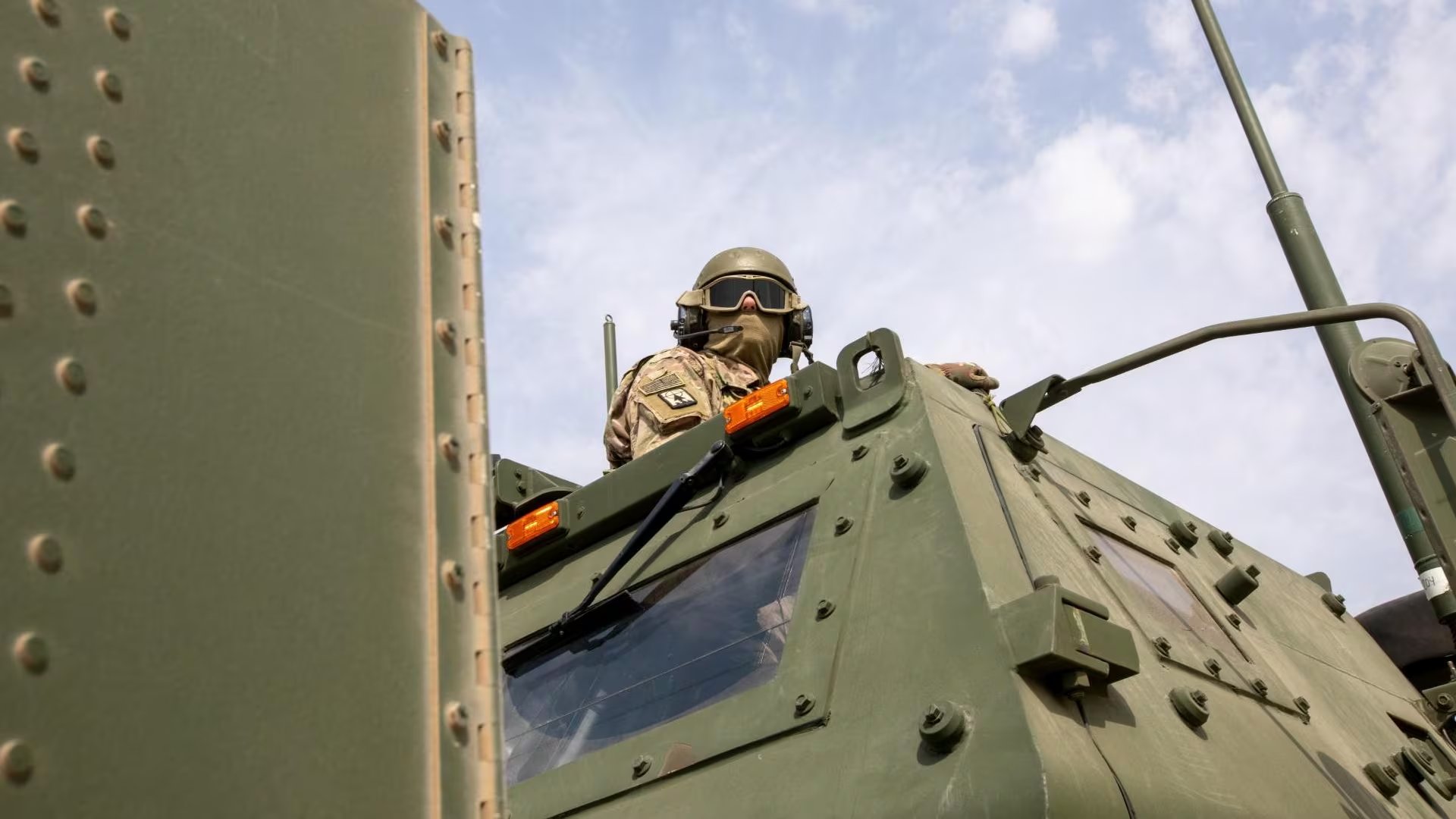 Las imágenes publicadas por el CENTCOM para anunciar el nuevo ataque a instalaciones de la Guardia Revolucionaria (@CENTCOM)