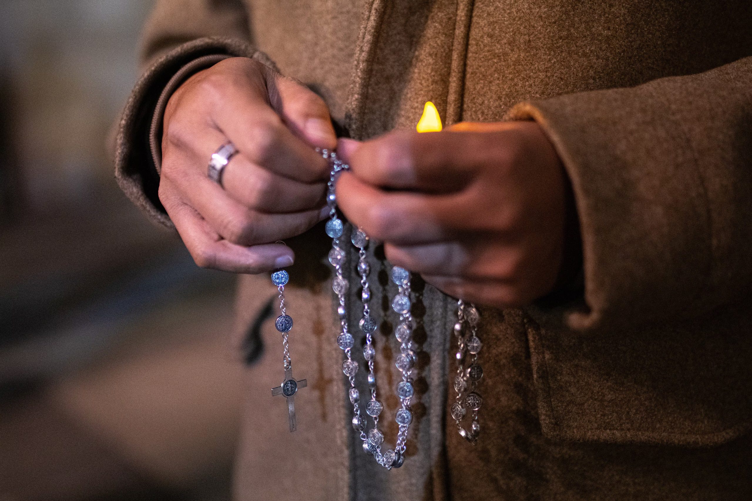 El Rosario de San José se estructura en siete misterios que recorren momentos clave de su vida junto a Jesús y la Virgen María - crédito Europa Press