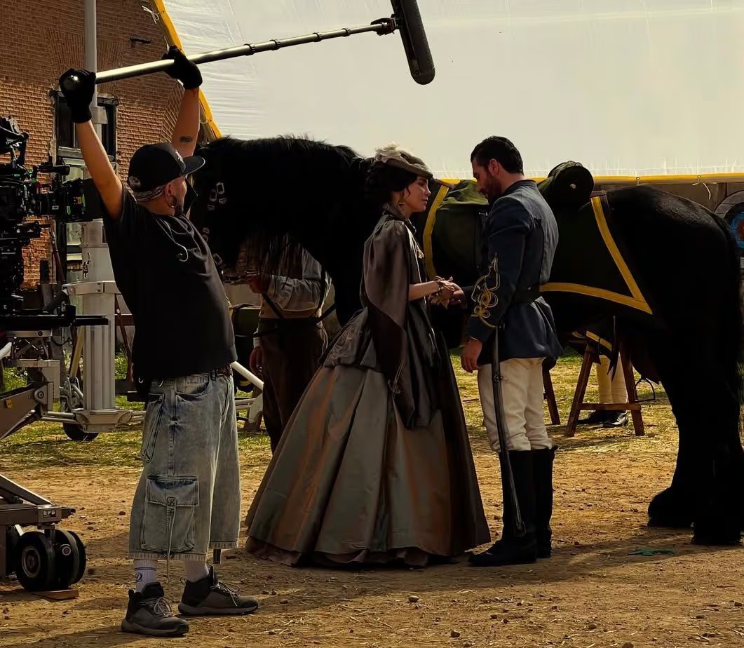 La producción ha apostado por una recreación fiel del México de 1860 y ha sorprendido por el rigor en el diseño de arte.
(X: @@BelindaAccess)