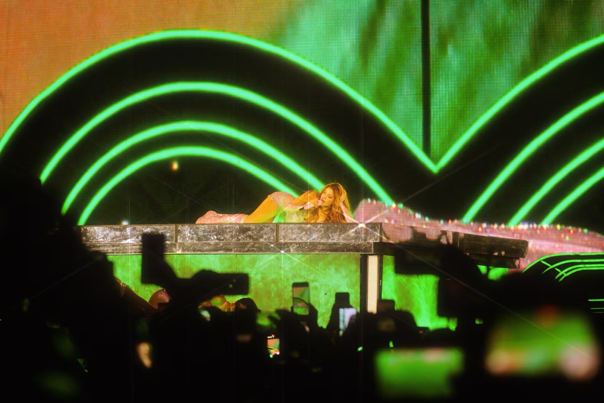 La cantante colombiana conquistó corazones con una noche llena de nostalgia, agradecimientos y un tributo a sus fieles admiradores.
(Infobae México: Miriam Estrella)