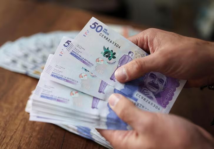 El Ejecutivo descarta asumir la deuda de 50 billones de pesos de las EPS, que corresponde a obligaciones de entidades privadas. - crédito REUTERS/Luisa Gonzalez