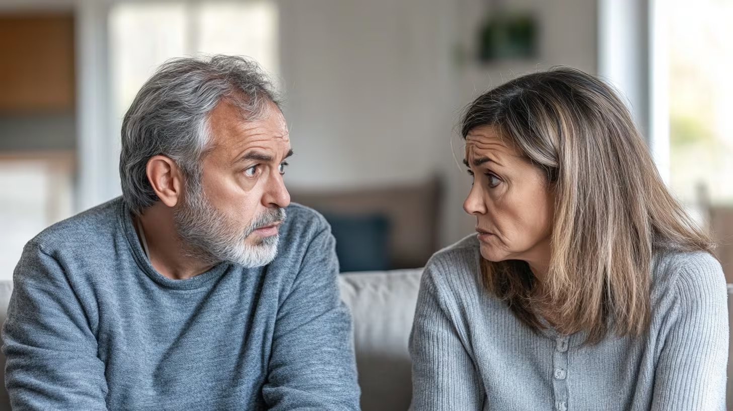 Hablar abiertamente de finanzas en grupos fomenta la confianza y transforma la incomodidad en aprendizaje colectivo (Imagen Ilustrativa Infobae)