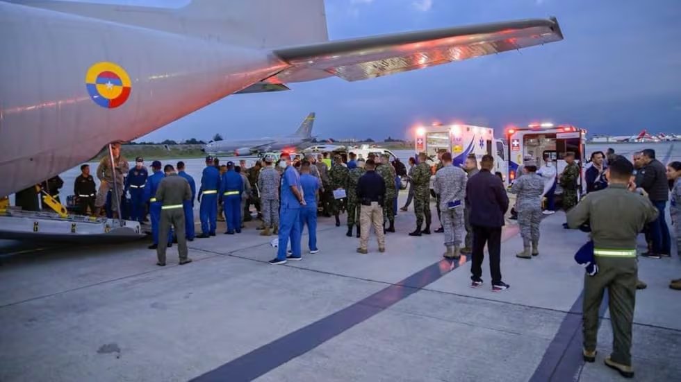 Sobrevivientes señalan que más de 100 hombres viajaban en el Hércules, lo que pudo haber elevado la carga total del avión - crédito Ministerio de Defensa