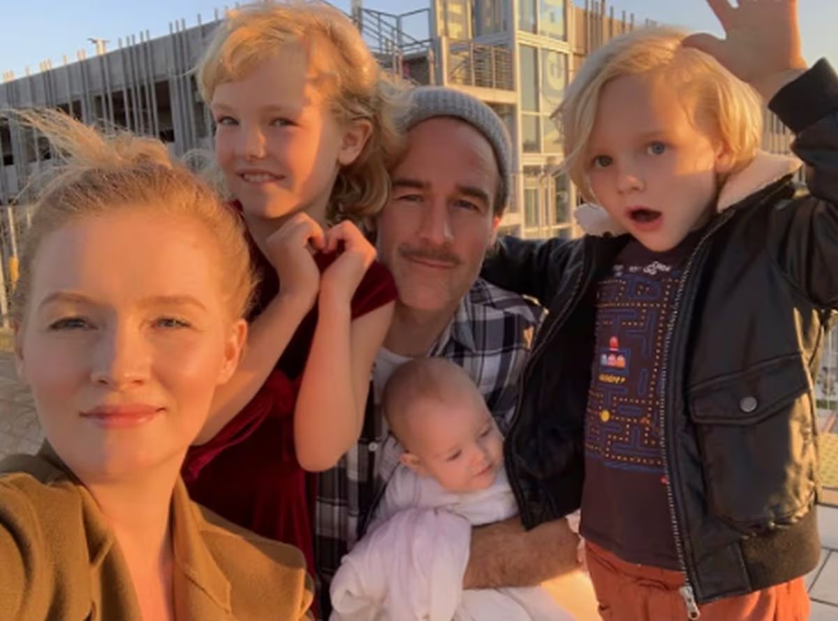 Kimberly Van Der Beek comunicó la muerte de su esposo y resaltó la valentía y fe con las que enfrentó la enfermedad (Instagram/@vanderkimberly)