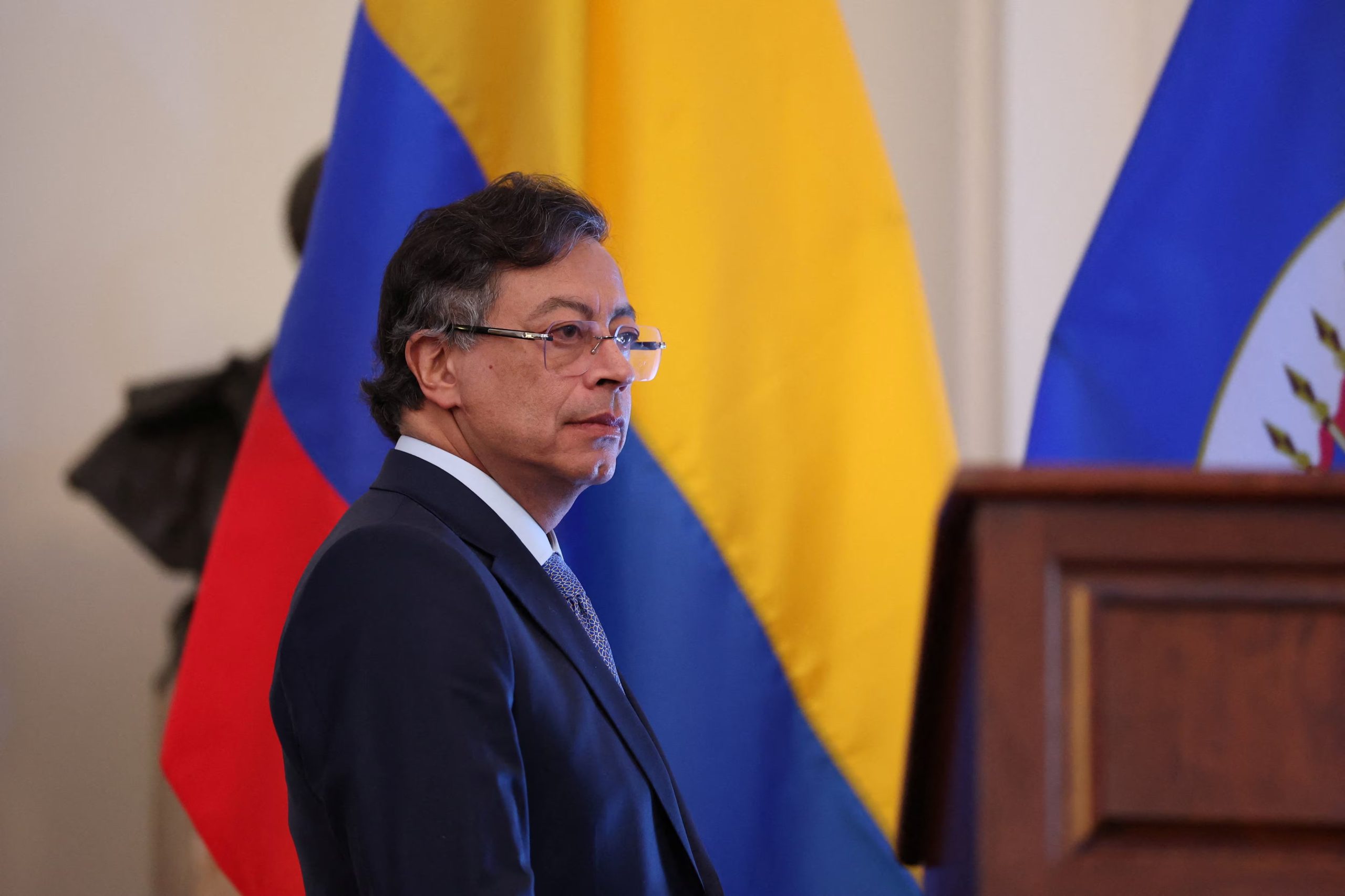 AP informó que el presidente de Colombia ha sido designado como un 