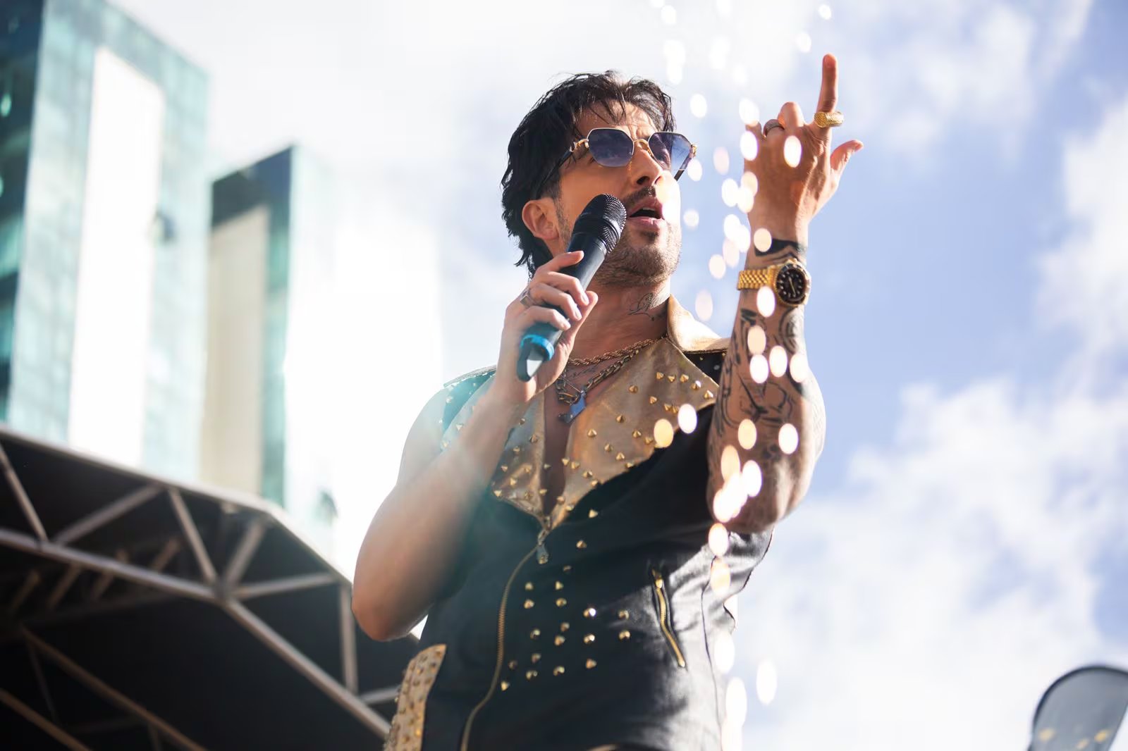 El elenco original encabezado por Carlos Torres y María José Vargas se presentará en vivo con la música de la exitosa serie.