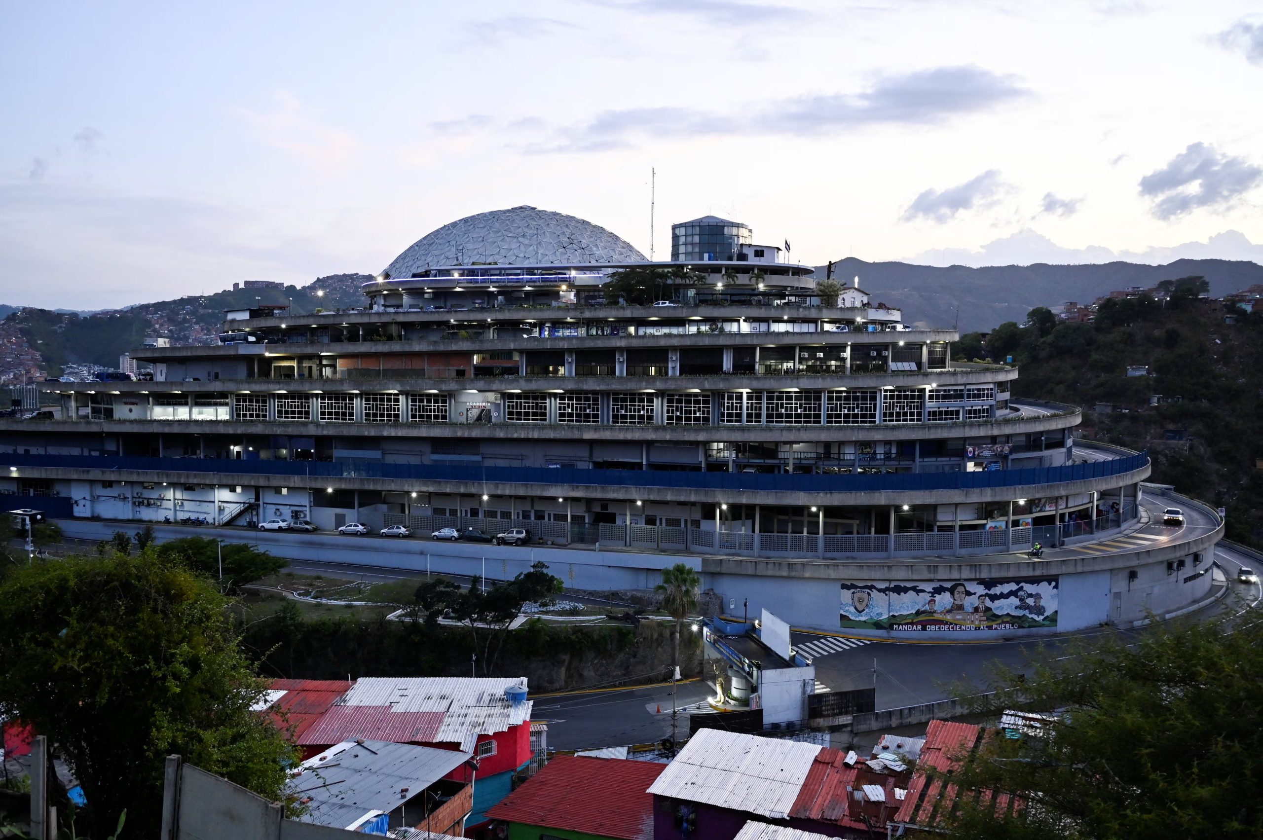 El Helicoide, el centro de tortura de Maduro. (REUTERS/Maxwell Briceno)