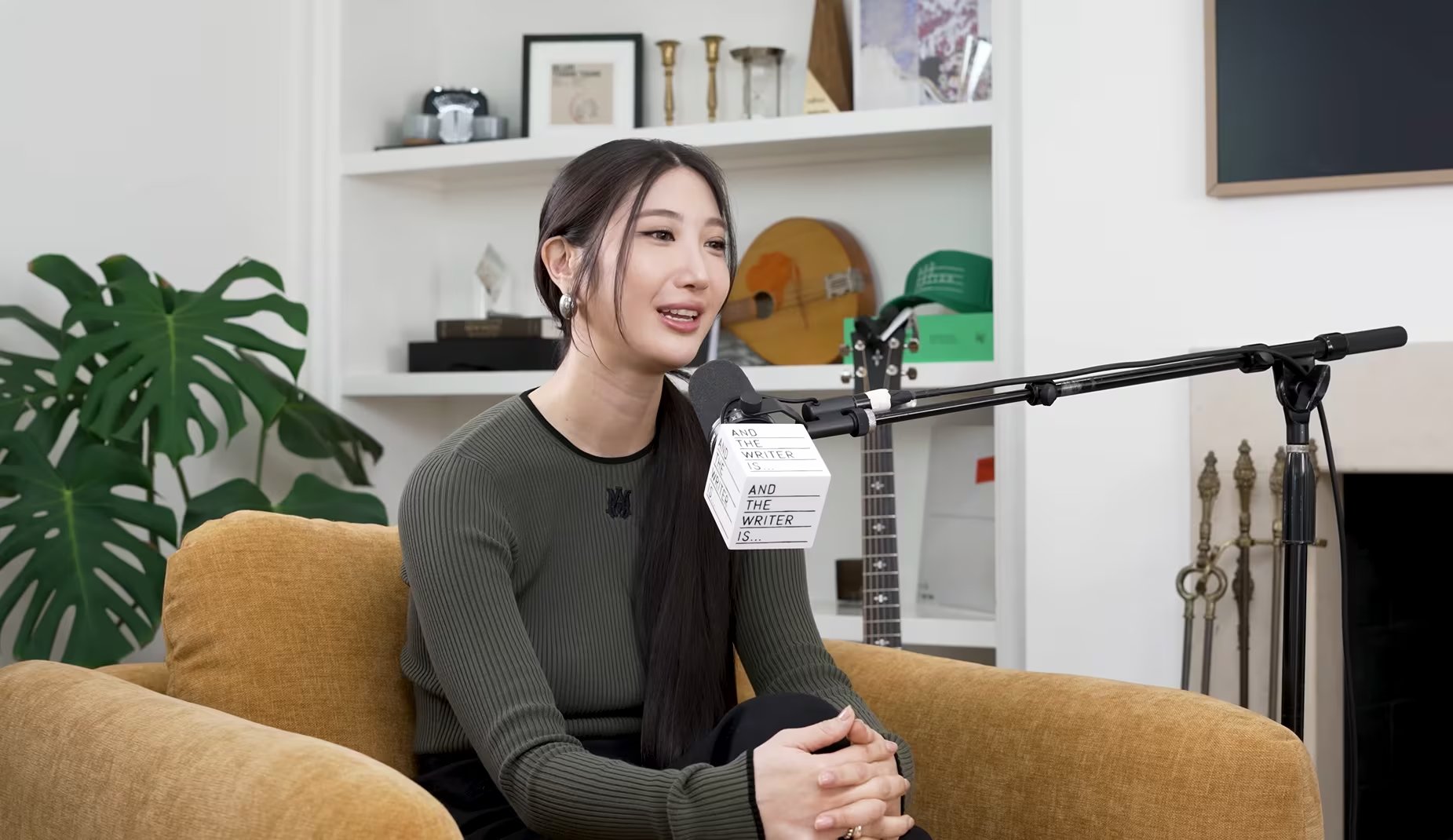 Tras 11 años de entrenamiento y rechazos en el sistema K-pop de Corea del Sur, Ejae logró superar adversidades y redefine su carrera musical (Captura de video: YouTube/@andthewriteris )