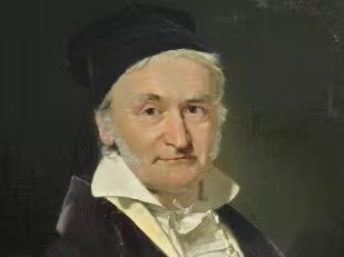 A finales del siglo XVIII, cuando Gauss era apenas un alumno de primaria en una escuela de Brunswick, resolvió una larga tarea en segundos