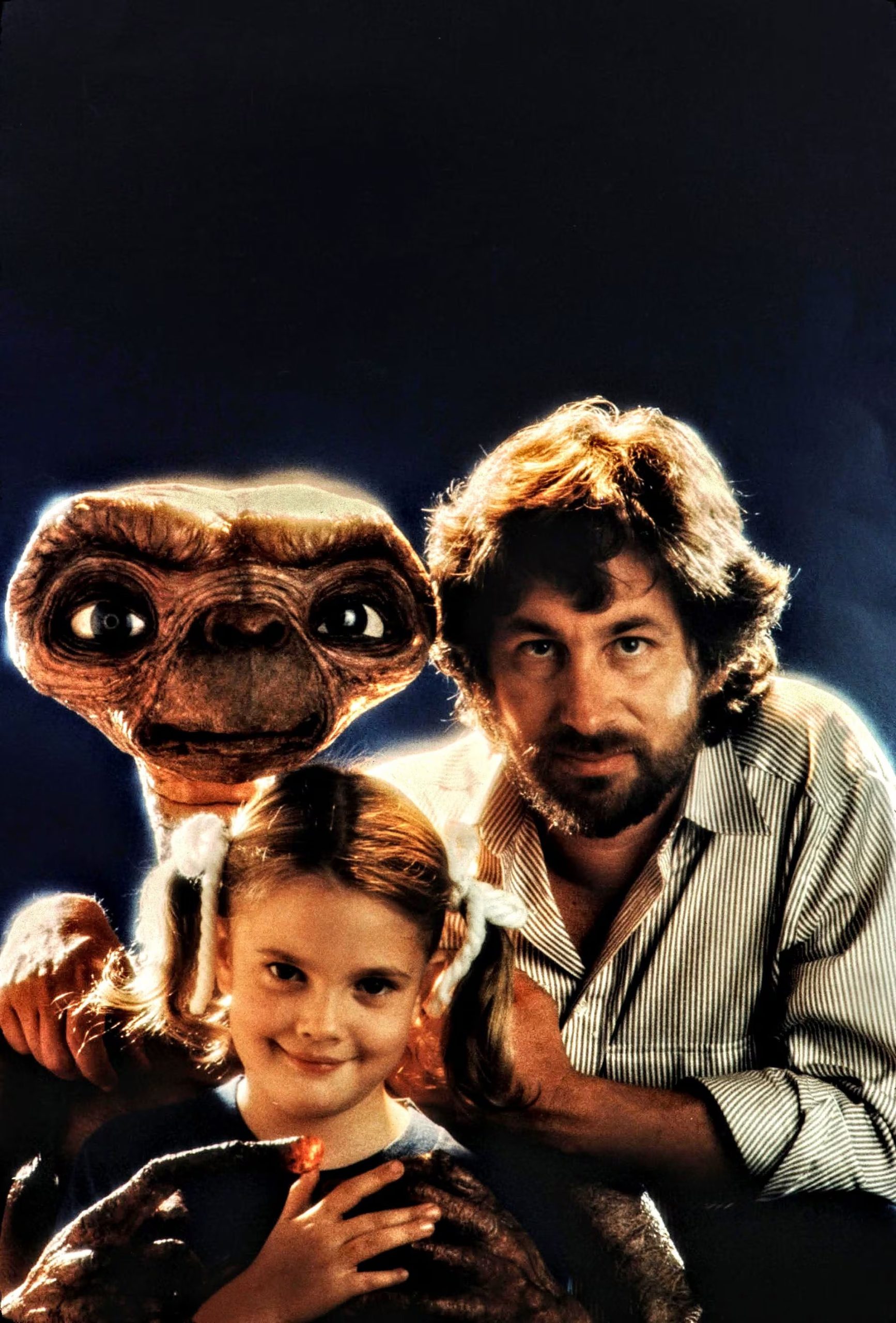 Steven Spielberg y Drew Barrymore celebran el legado emocional de E.T. en festivales de cine