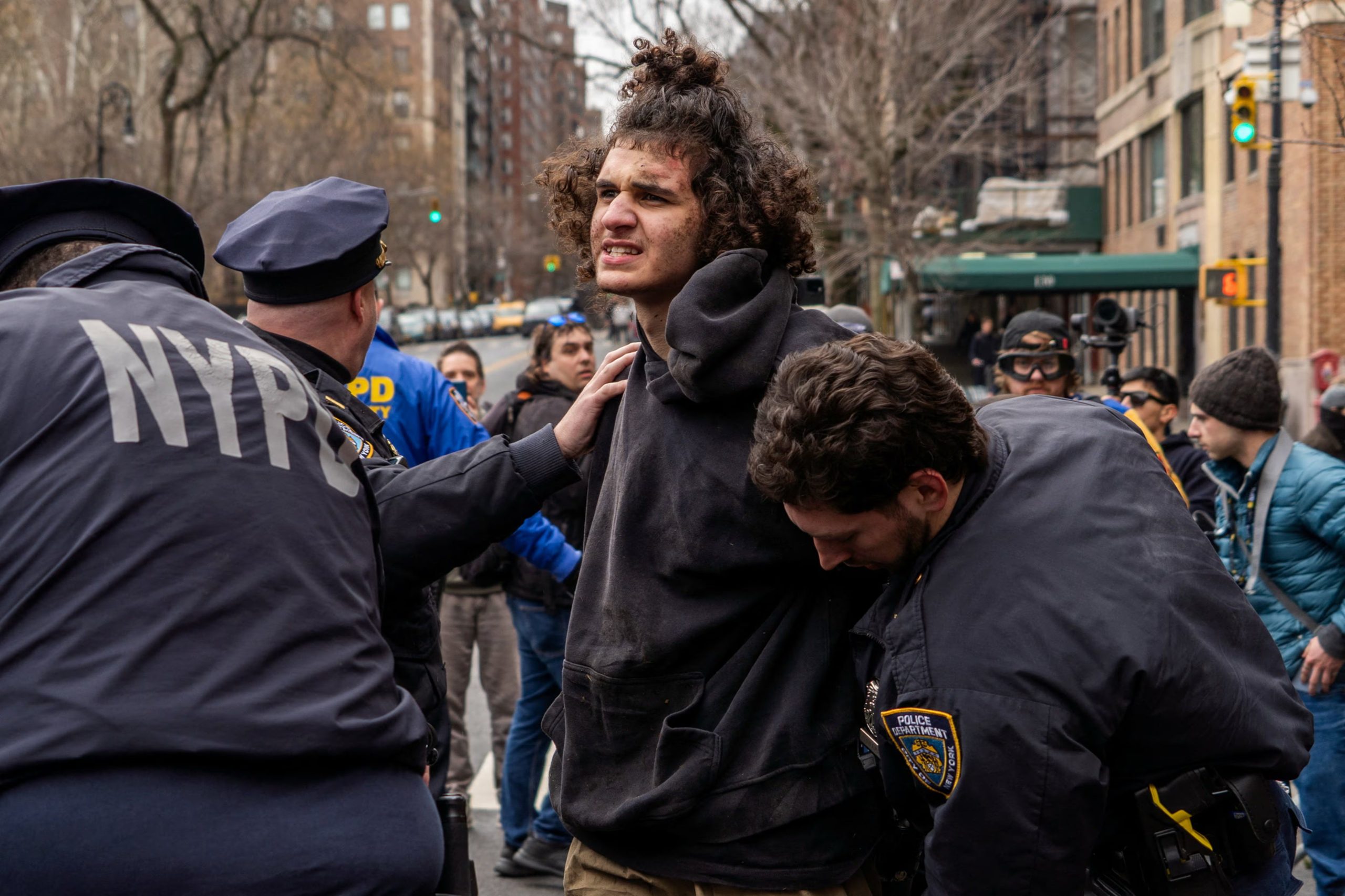 Emir Balat fue vinculado al incidente, arrestado bajo sospechas de fabricar y suministrar artefactos explosivos durante los disturbios (REUTERS/Madison Swart)