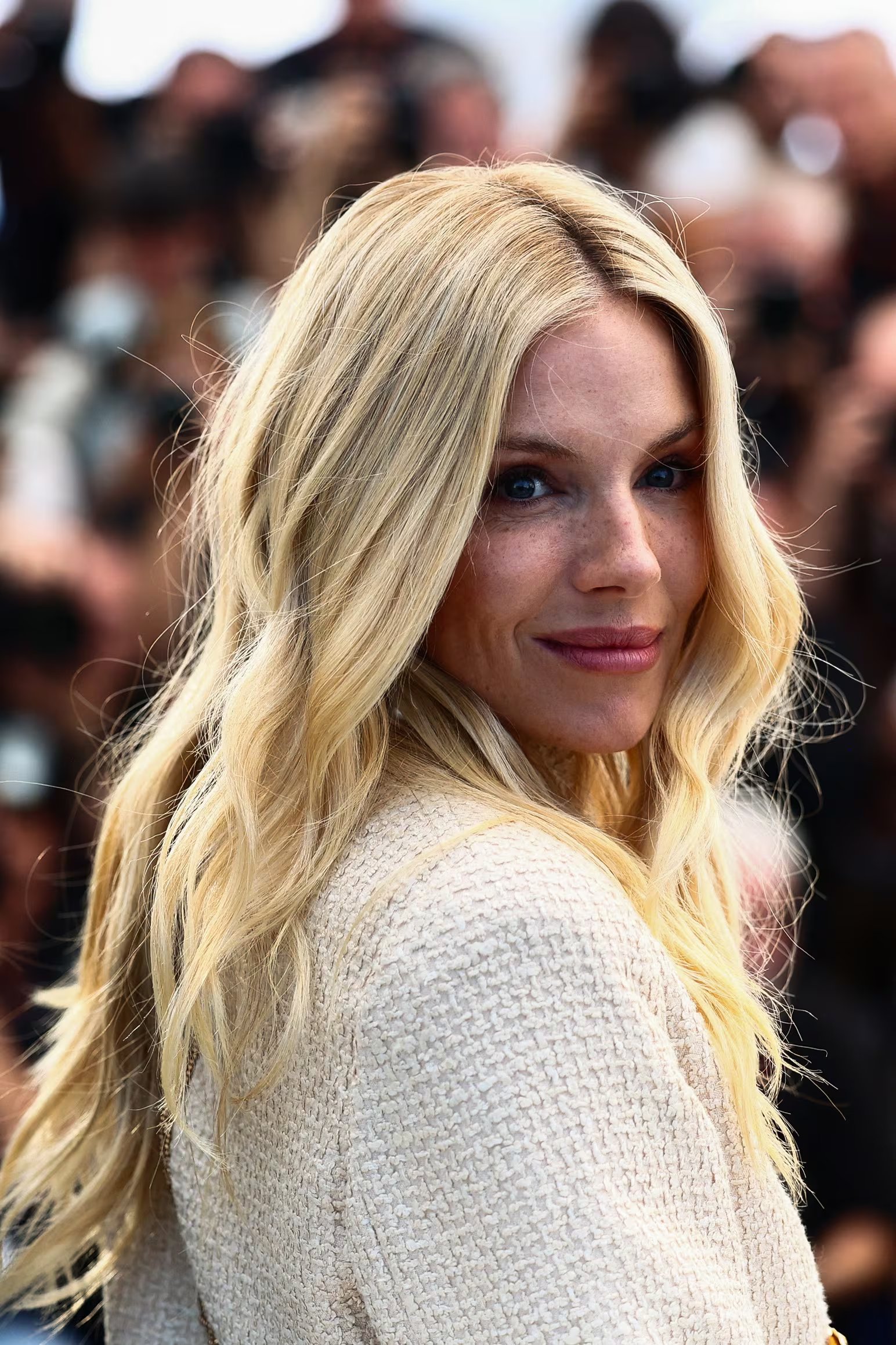 La artista compara la presión y los conflictos internos de ser madre joven con la estabilidad psicológica adquirida en su etapa adulta (REUTERS/Yara Nardi)