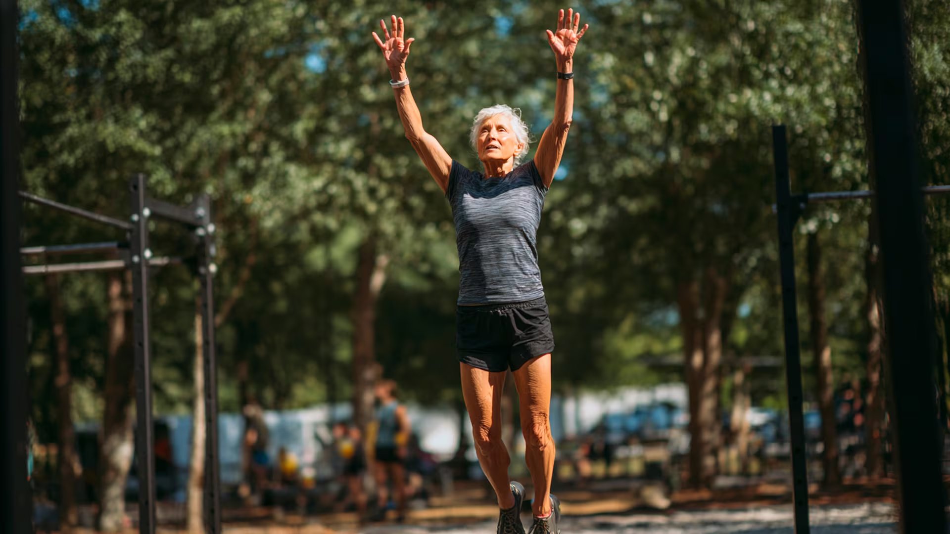 Al menos 150 minutos de ejercicio aeróbico y dos sesiones de fuerza semanales ayudan a mantener los resultados y prevenir el aumento de peso (Imagen Ilustrativa Infobae)