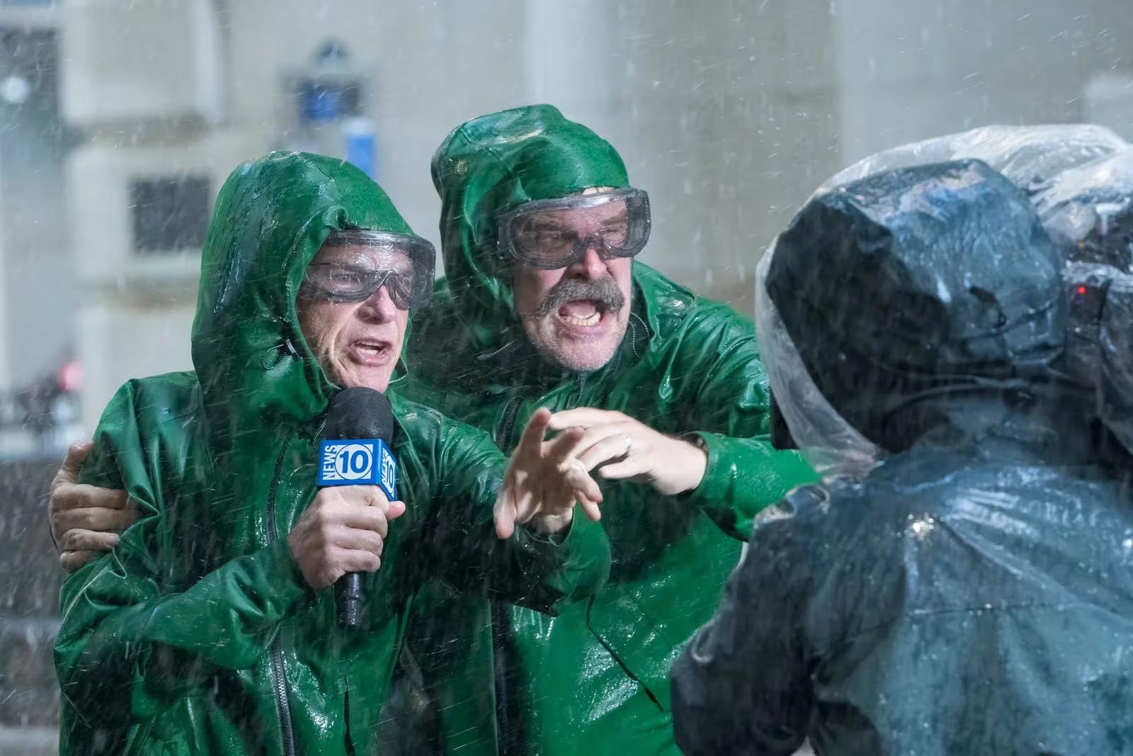 Jason Bateman y David Harbour en 'DTF St. Louis' (HBO Max)