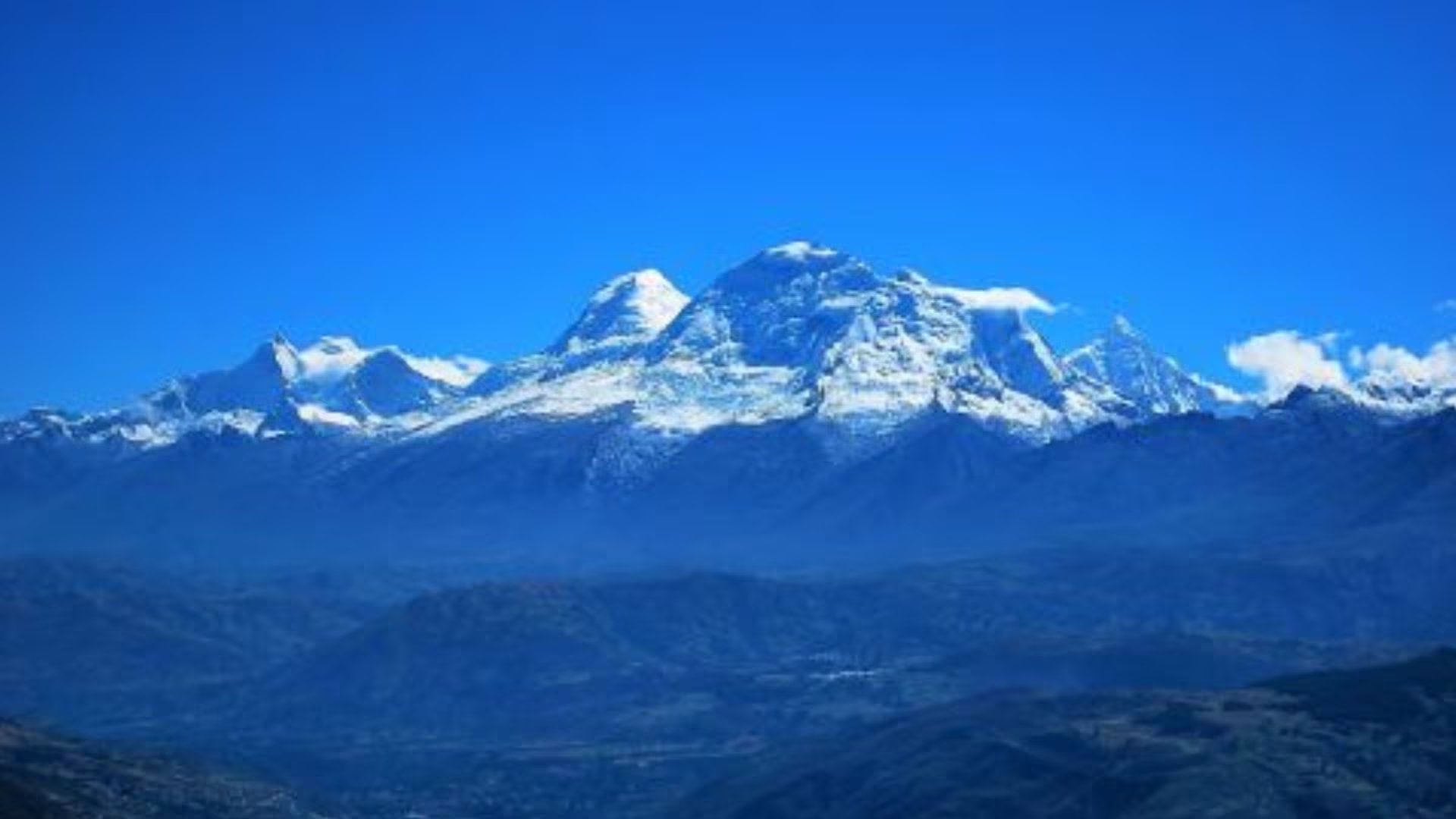 El caso del Huascarán en Perú, ocurrido en 1970, es considerado el peor desastre por avalancha de la historia de América Latina, con más de 22 mil muertos