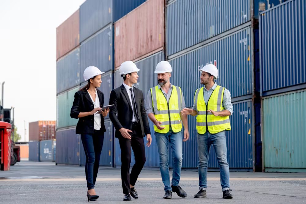 Si logramos gestionar con voluntad, visión y un respeto profundo por el talento humano, no solo estaremos moviendo carga; estaremos construyendo empresas resilientes (Foto: Shutterstock)