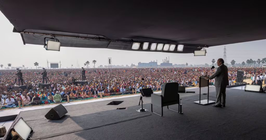 Prem Rawat diferencia su enfoque al abordar los desafíos de la ansiedad causada por la hiperconexión informativa