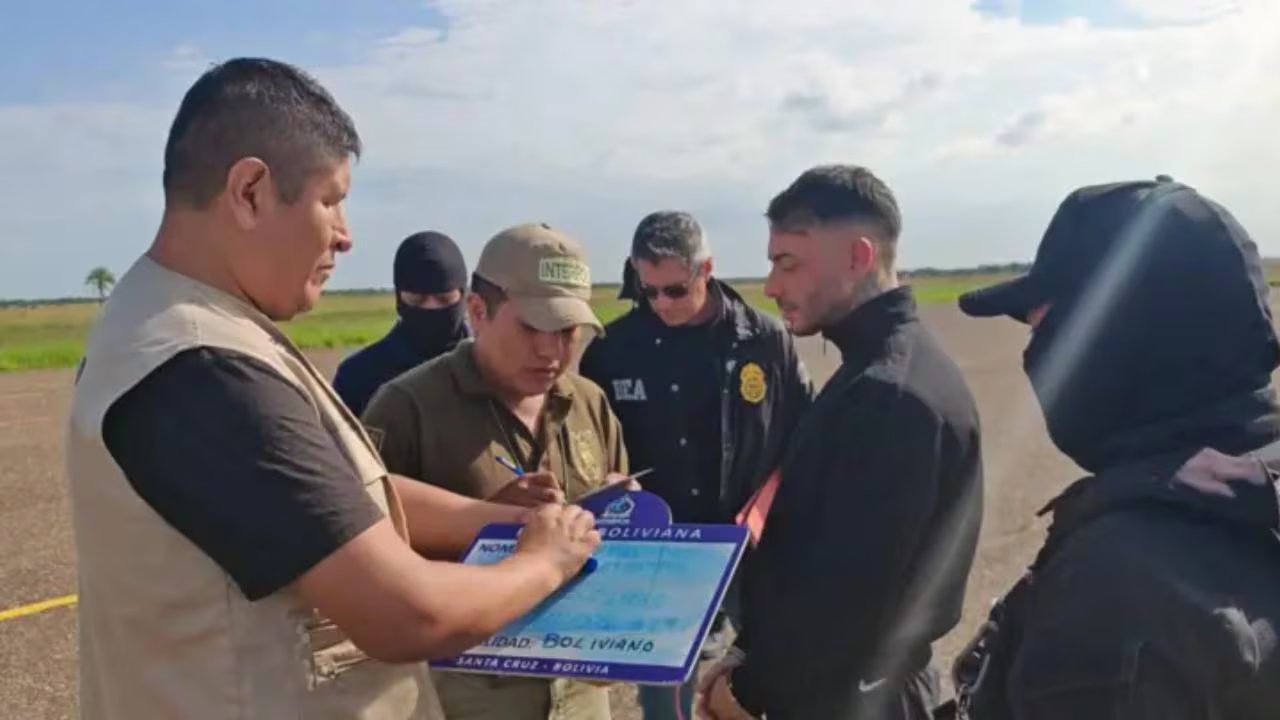 El operativo coordinado entre Bolivia y organismos internacionales acabó con la captura de Marset tras meses de fuga en la región. (Policía de Bolivia/EFE)