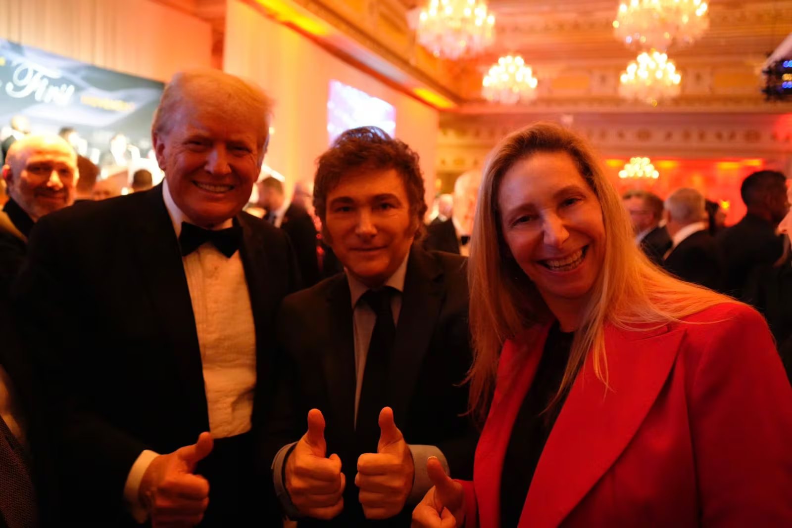 Donald Trump, junto a los hermanos Javier y Karina Milei en la CPAC 2024