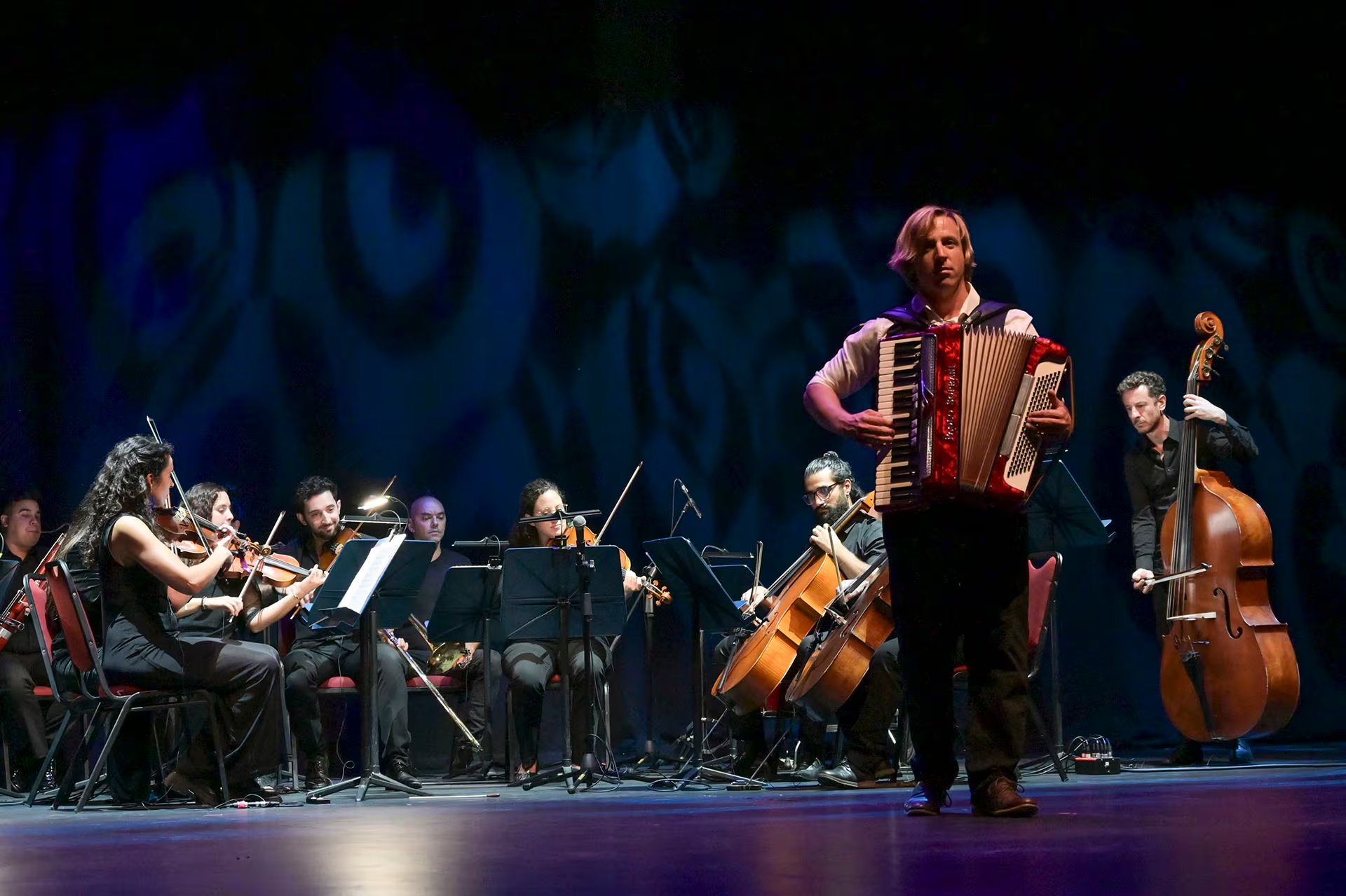 La orquesta SUSI (Selección Uruguaya Sinfónica) tuvo a cargo la música al cierre del encuentro 