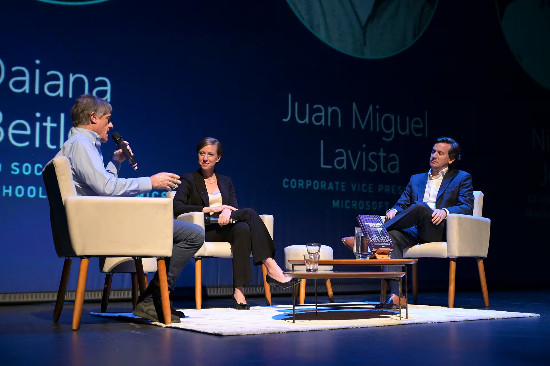 Un momento de la charla entre Nicolás Jodal, Daiana Beitler y Juan Lavista