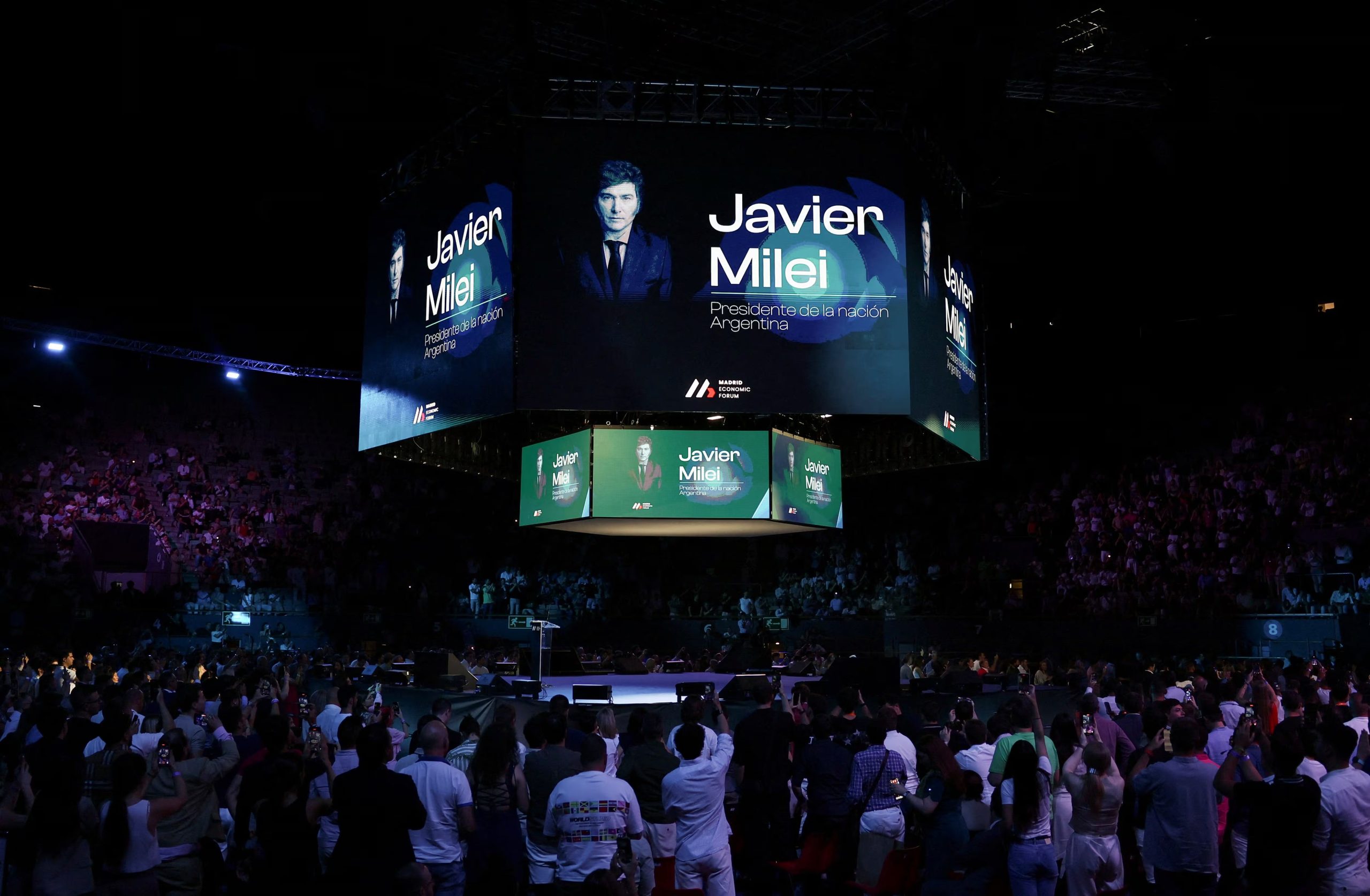 Imagen de archivo del presidente de Argentina, Javier Milei, durante su participación en el Madrid Economic Forum celebrado en Madrid (España) el 8 de junio de 2025. (REUTERS/Isabel Infantes)