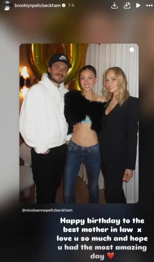 Brooklyn Beckham celebró el cumpleaños de su suegra en medio del mediático distanciamiento con sus padres (Captura de Instagram)