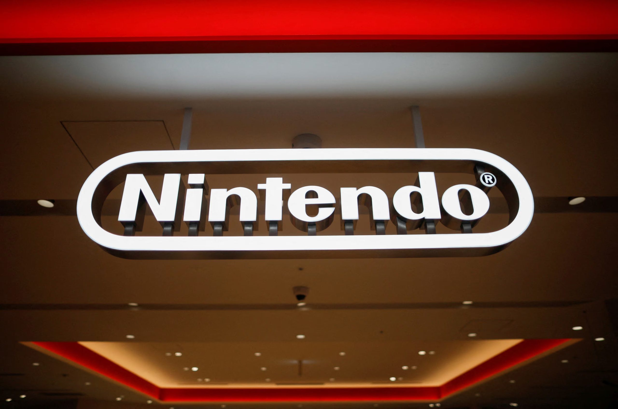 Los descuentos incluyen tanto títulos exclusivos de Nintendo como juegos de terceros. REUTERS/Issei Kato/File Photo