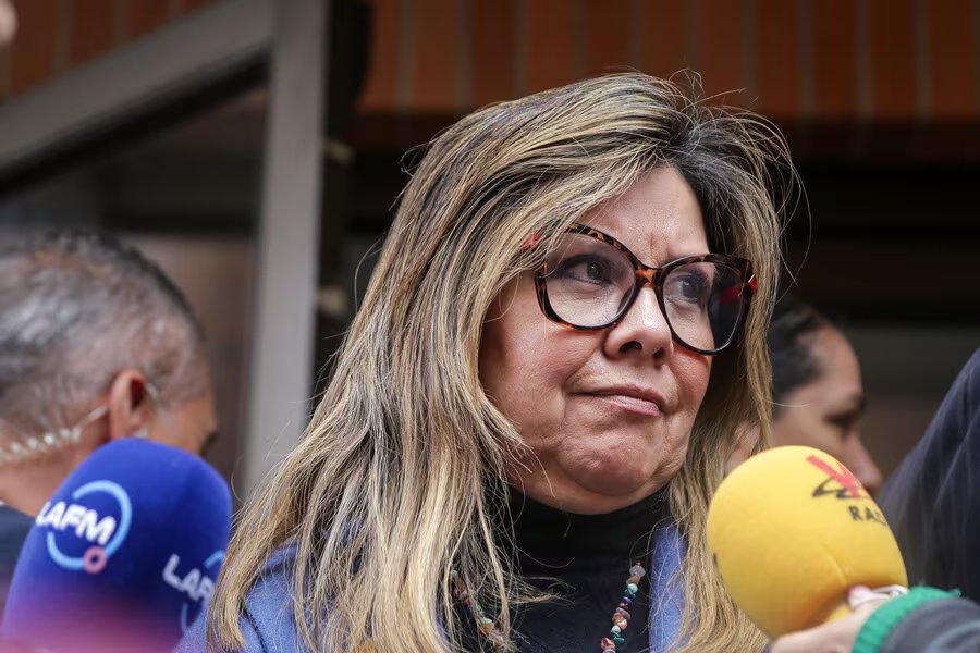 Gustavo Petro pidió a la fiscal general Luz Adriana Camargo gestionar allanamientos en sitios donde se estaría llevando a cabo la compra y venta de votos - crédito Colprensa