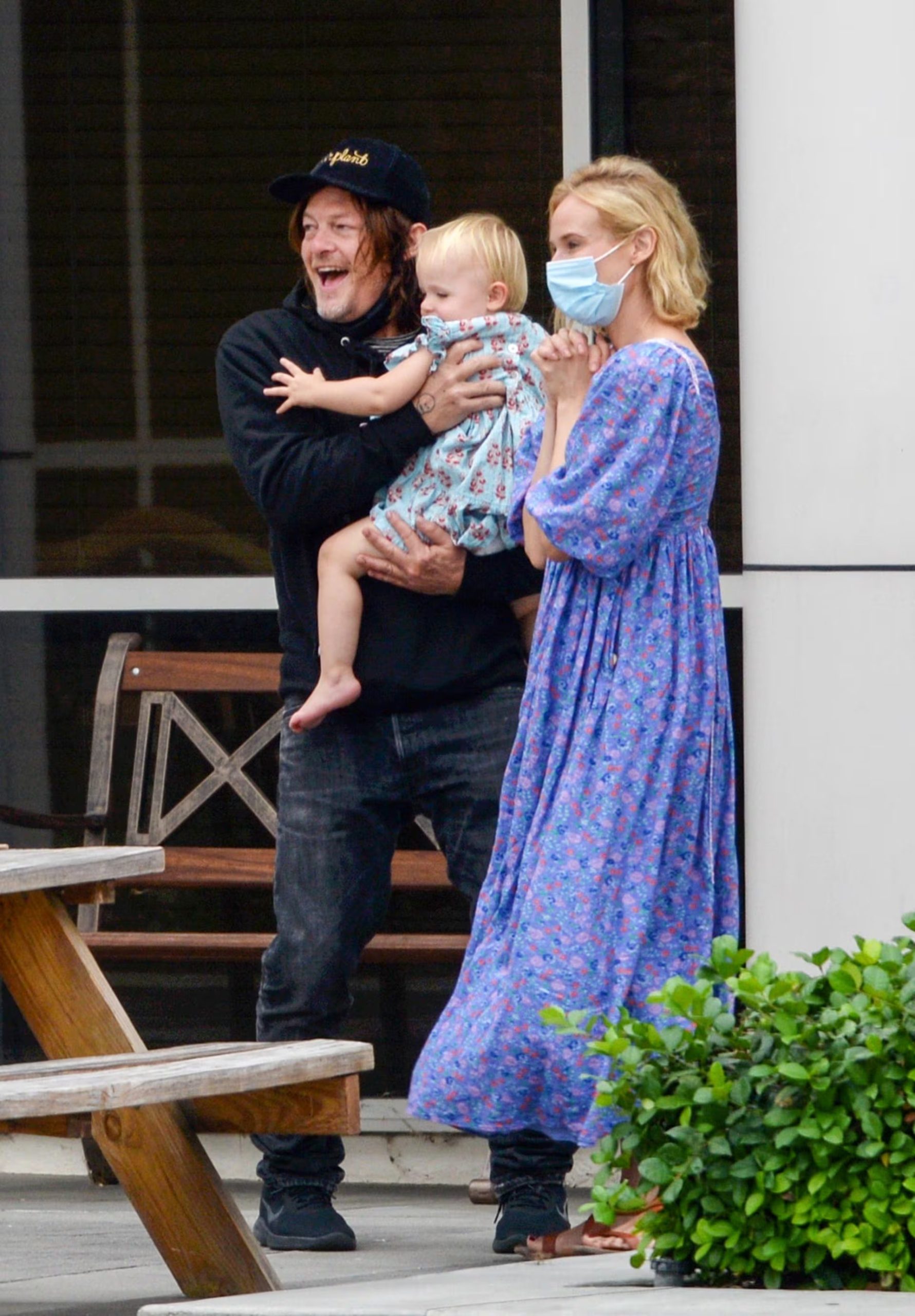 El ejemplo de la familia Kruger-Reedus resalta la importancia del acompañamiento adulto y la autorregulación en el consumo digital infantil (The Image Direct/The Grosby Group)