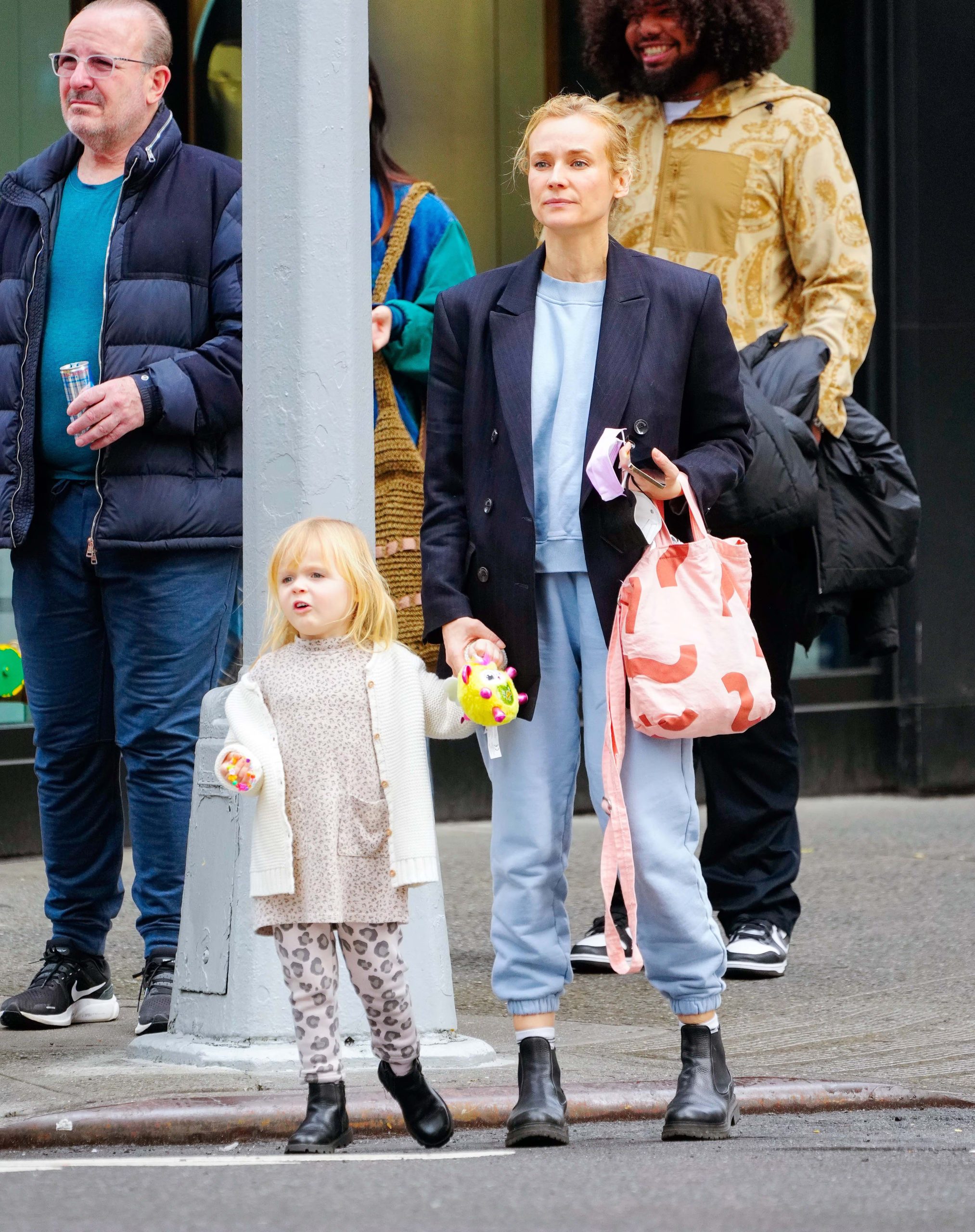 La decisión parental de Kruger coincide con tendencias globales que promueven restricciones al acceso infantil a internet y redes sociales (The Image Direct/The Grosby Group)