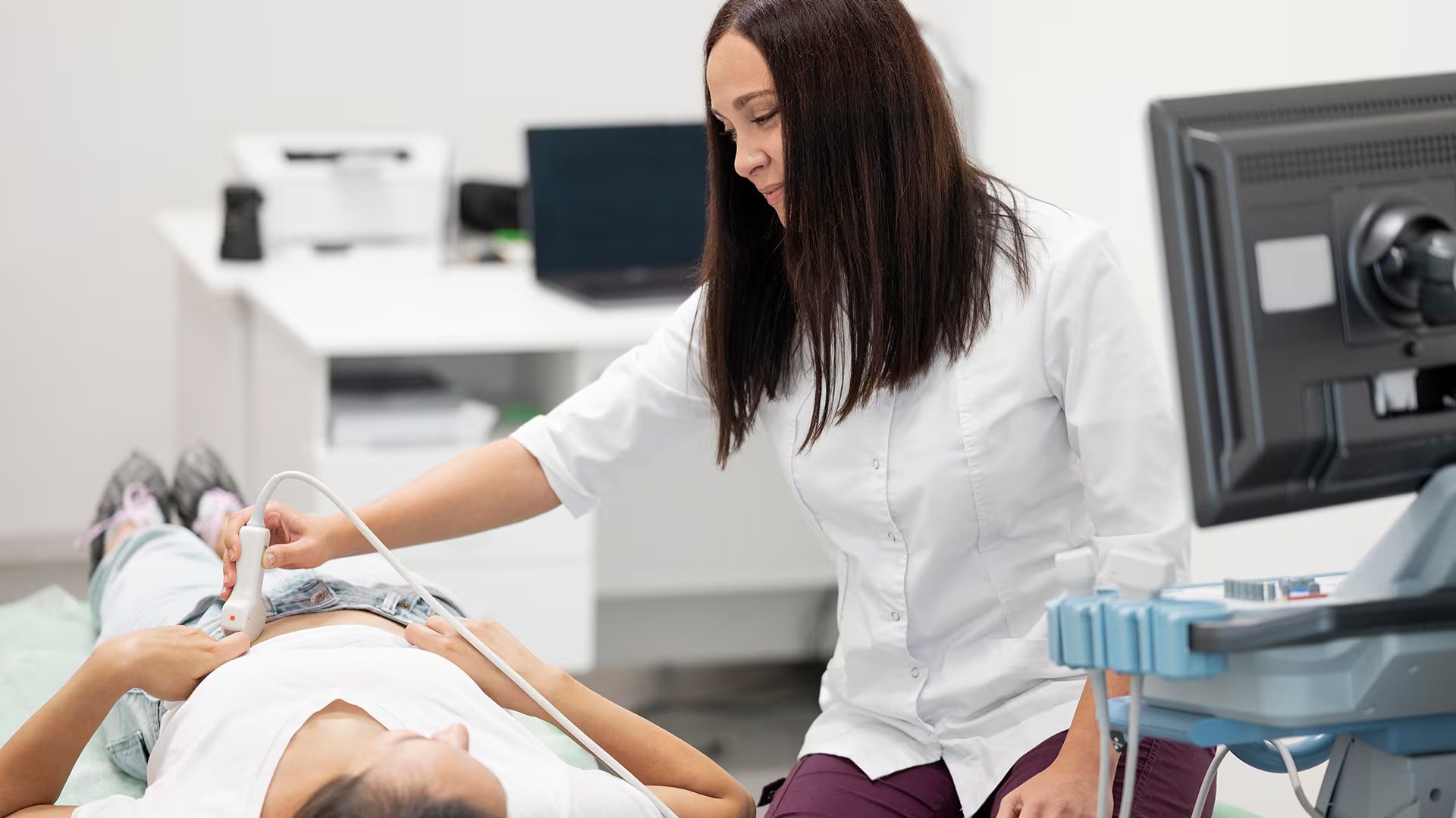 El diagnóstico temprano y el tratamiento adecuado mejoran notablemente la calidad de vida y las posibilidades reproductivas (Freepik)