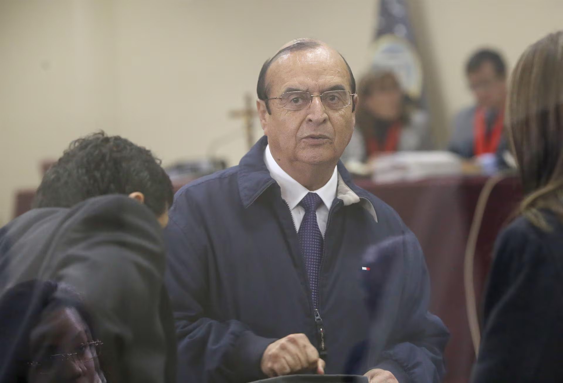 El exalcalde capitalino señaló que Keiko Fujimori recibe asesoramiento de Montesinos desde prisión, lo que fue rechazado por ella, quien calificó esas declaraciones como “palabras de desesperación y ataques infundados”