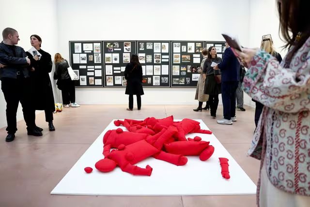 El arte impresionista, posimpresionista y maestros antiguos registraron fuertes alzas, mientras que el arte posguerra y contemporáneo cayó un 2% - REUTERS/Benoit Tessier