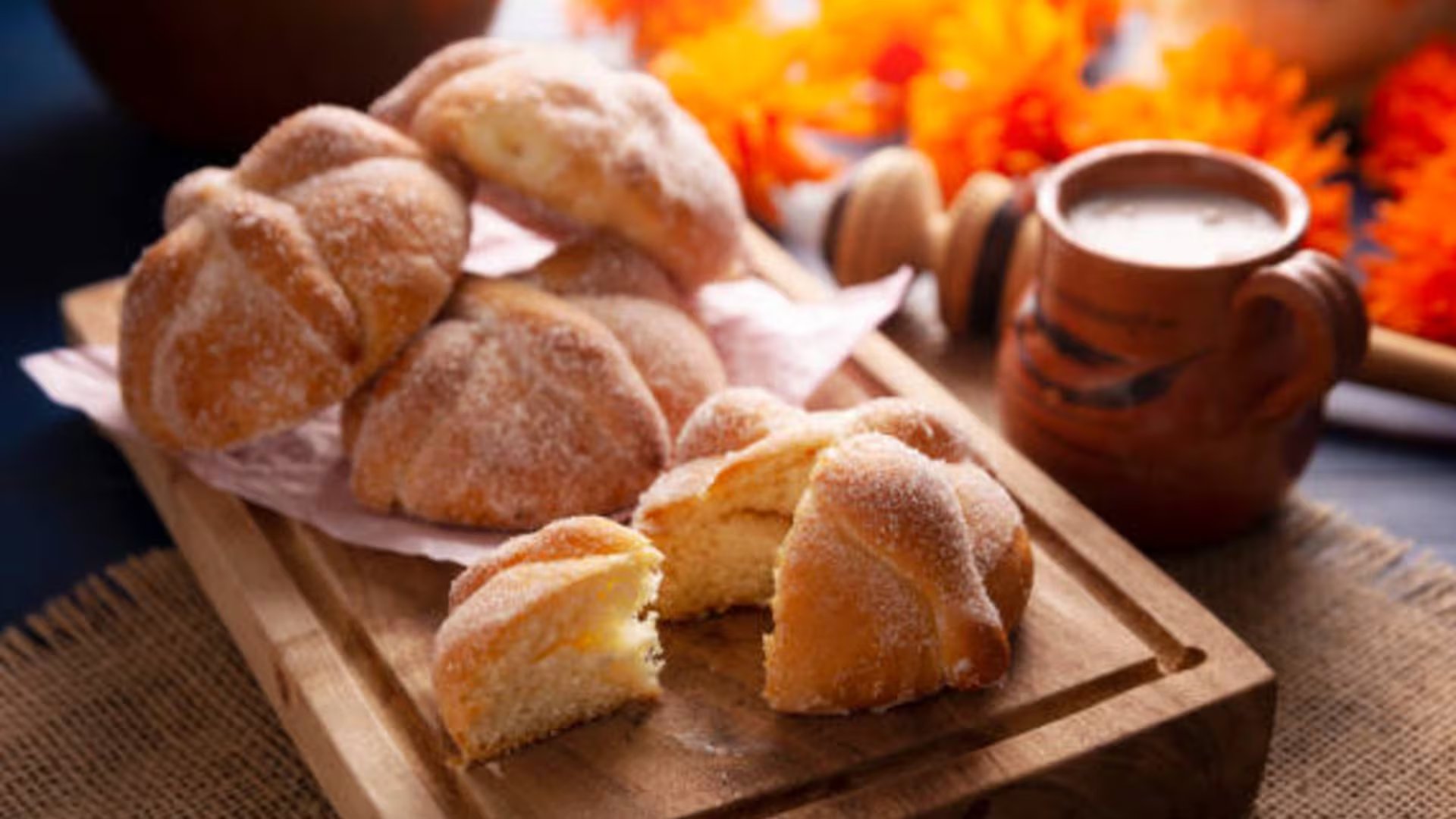 Recetas con historia y aromas únicos se convierten en protagonistas de una temporada donde la tradición se reinventa en cada mesa mexicana. Foto: (iStock)