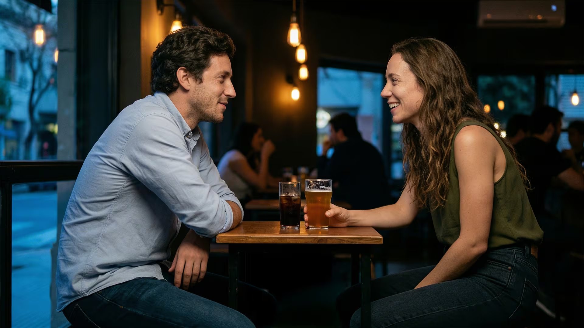 A las pocas salidas con Jazmín, Ignacio sintió que se estaba enamorando (Imagen ilustrativa Infobae)