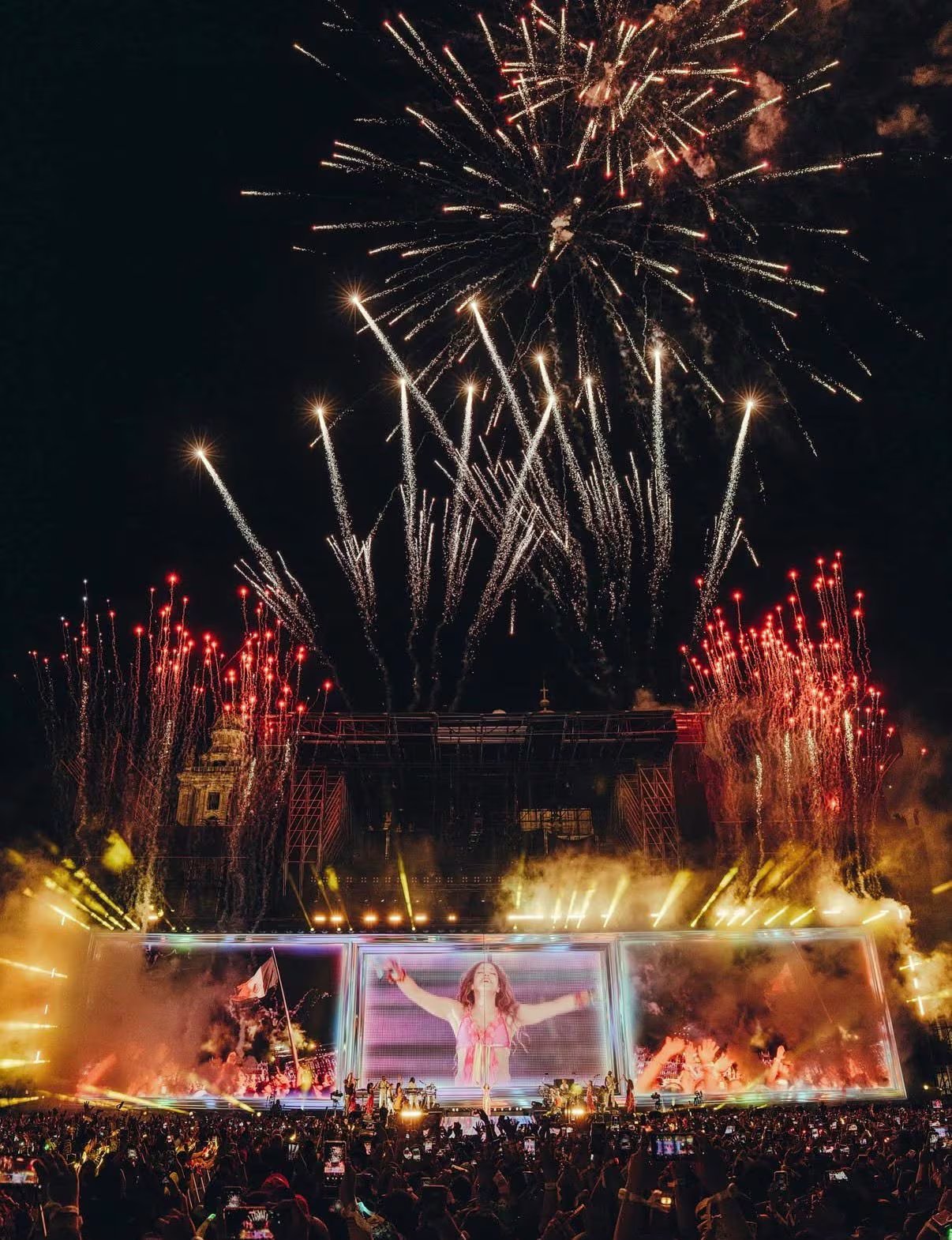 Con este evento la colombiana da cierre oficial a su gira de conciertos por Latinoamérica - crédito @shakira/IG