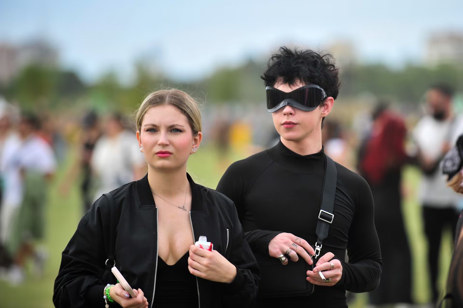 Total black en clave grunge