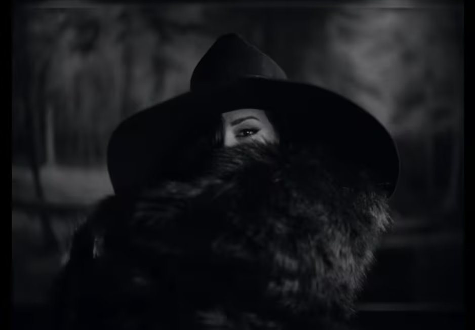 El posible cameo de Chanel en el videoclip de St. Pedro (fffea)
