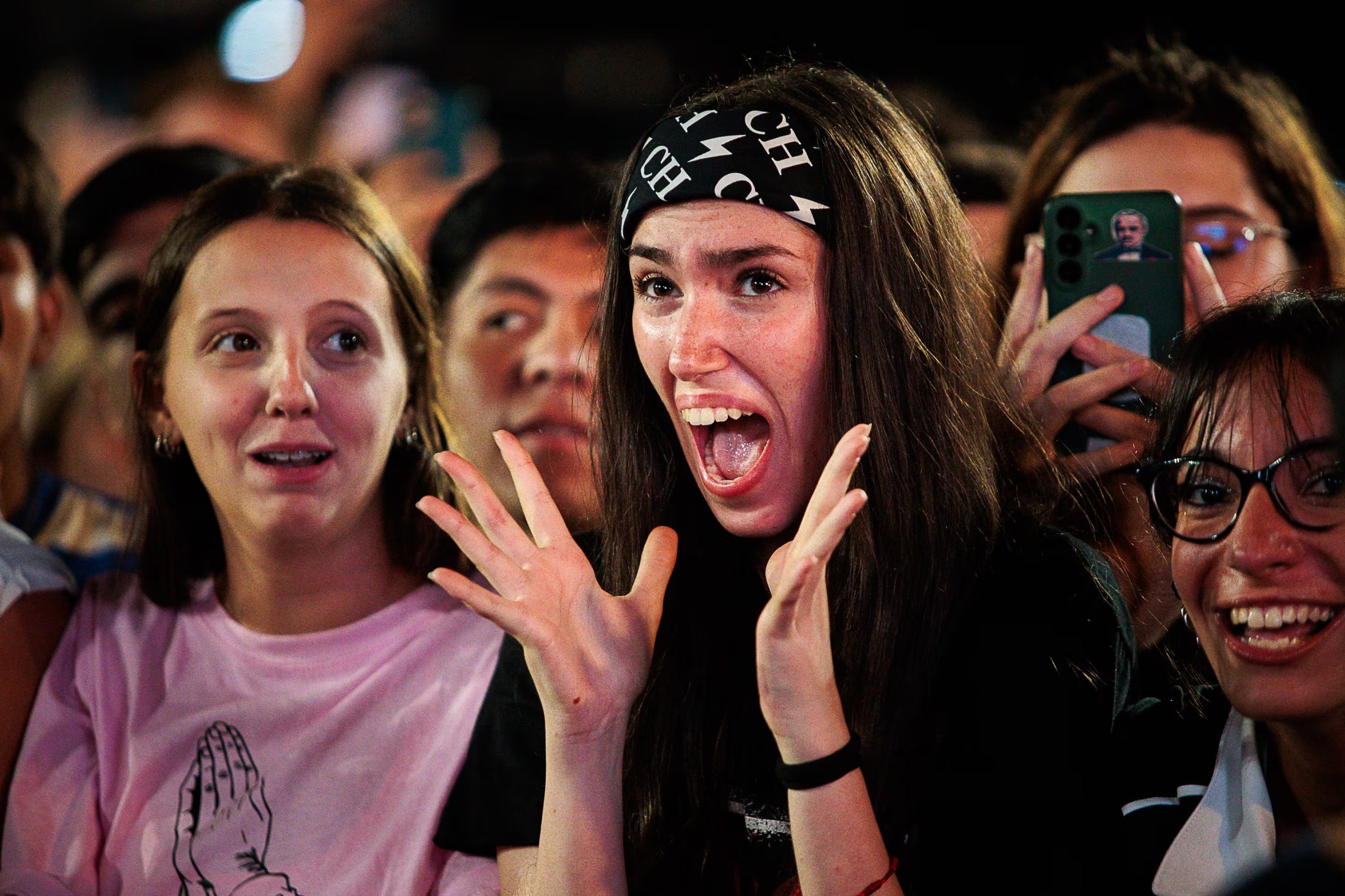 Tan Biónica homenajea a Los Fabulosos Cadillacs con 'Vasos vacíos' y repasa éxitos como 'Ciudad mágica', 'La melodía de Dios' y 'Obsesionario'