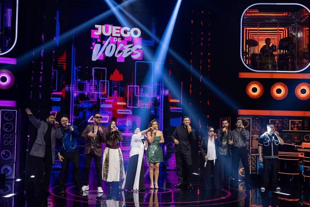 Camila y Alex Fernández, junto a un elenco de estrellas como Ernesto D’Alessio e Isabel Lascurain, debutaron en la nueva temporada de Juego de Voces: Hermanos y Rivales el 22 de marzo. (Instagram: @camifdzoficial)