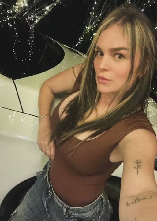 La empresaria y hermana mayor de Karol G se mostró afectada por el distanciamiento de su familia y la presión mediática - crédito @verogiraldonavarro/IG