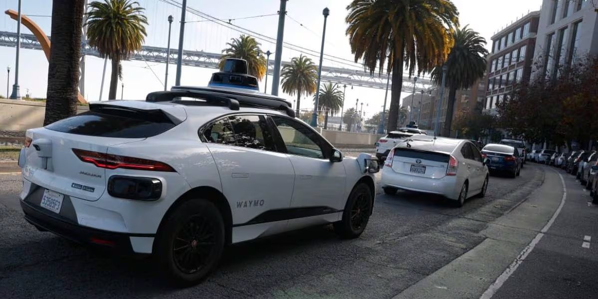 El precio de los viajes Waymo en Miami suele ser más elevado y los tiempos de espera superan a los de Uber o Lyft