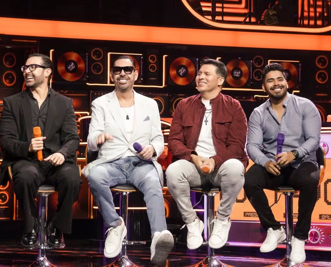 La participación de Walo Silvas en Juego de Voces pone en primer plano los traumas familiares vividos por el cantante (Instagram: @juegodevocesof y @univision)