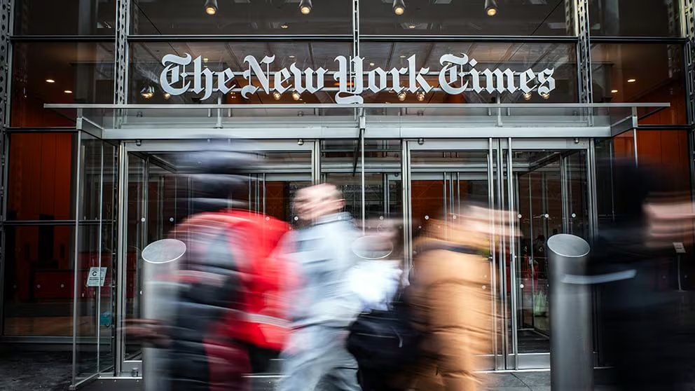 Según The New York Times, las indagaciones sobre la campaña presidencial de 2022 se encuentran en etapa preliminar y no implican cargos penales - crédito NYT
