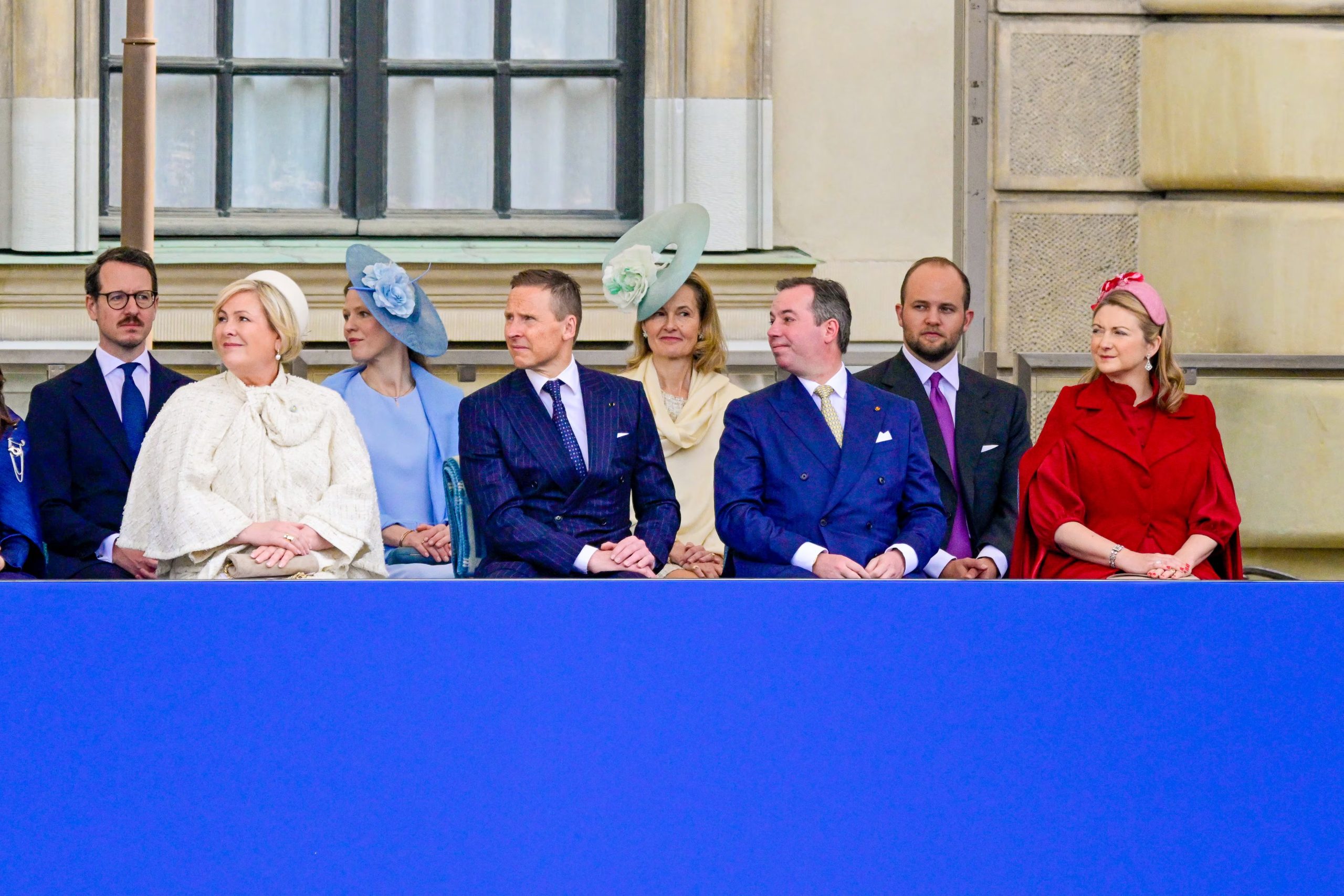 Los grandes duques de Luxemburgo y los príncipes de Liechtenstein en el cumpleaños del rey Carlos Gustavo de Suecia (Grosby)