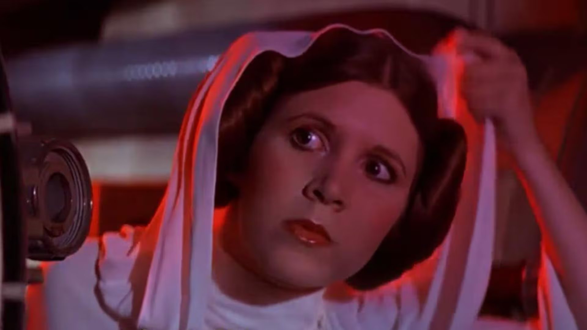 Carrie Fisher dejó un legado imborrable en la cultura popular con su papel de la princesa Leia en Star Wars (foto: IMDb/Captura)