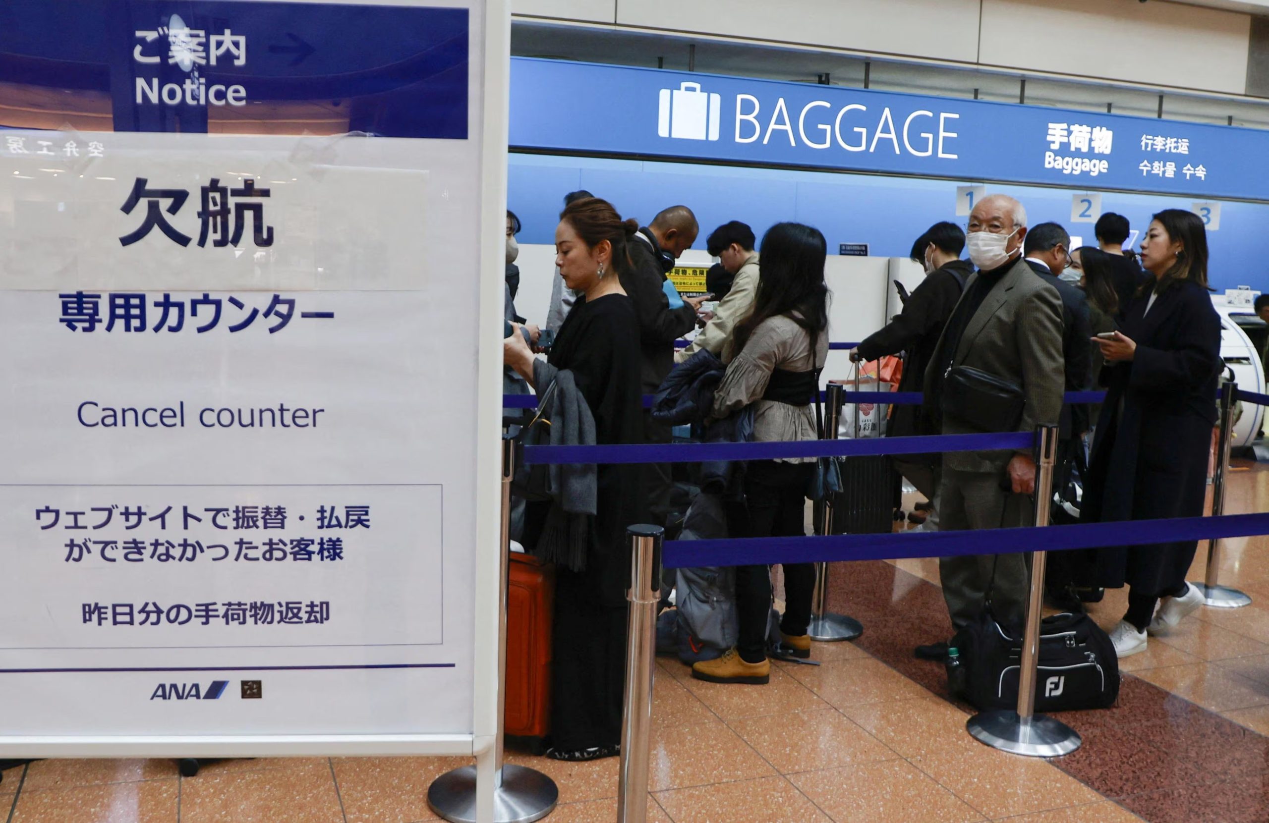 Haneda figura entre los aeropuertos más transitados del mundo, con más de 60 millones de pasajeros anuales. Kyodo/via REUTERS