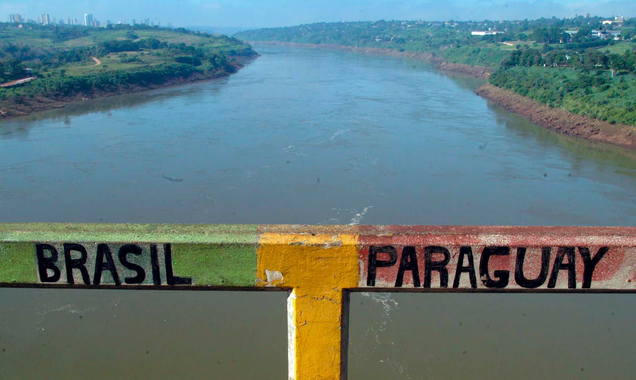 La Triple Frontera es considerada un enclave estratégico para el contrabando de armas y drogas (EFE)
